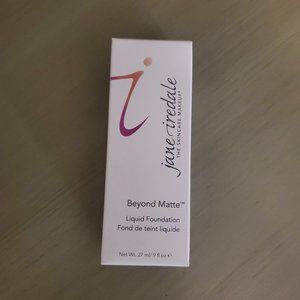 M3 Beyond Matte Foundation